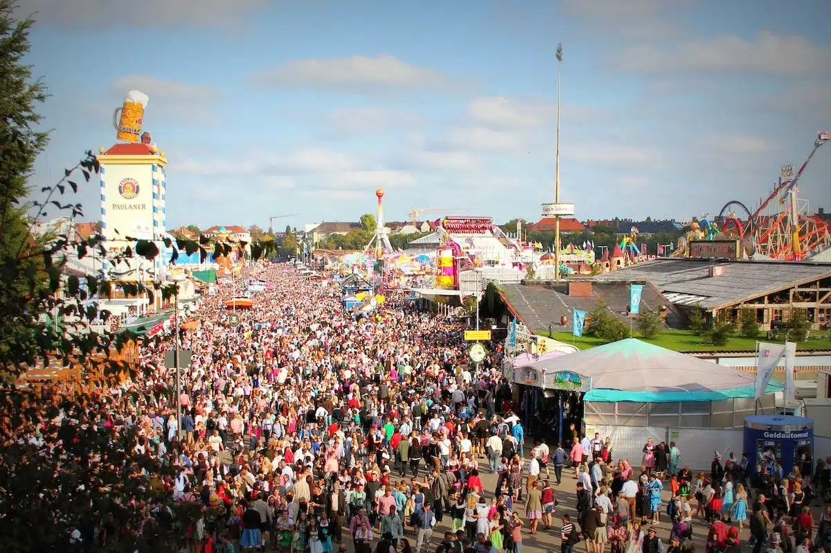 festival  voyage