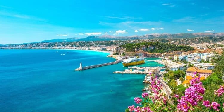 Côte d'Azur : meilleures plages et lieux incontournables à découvrir